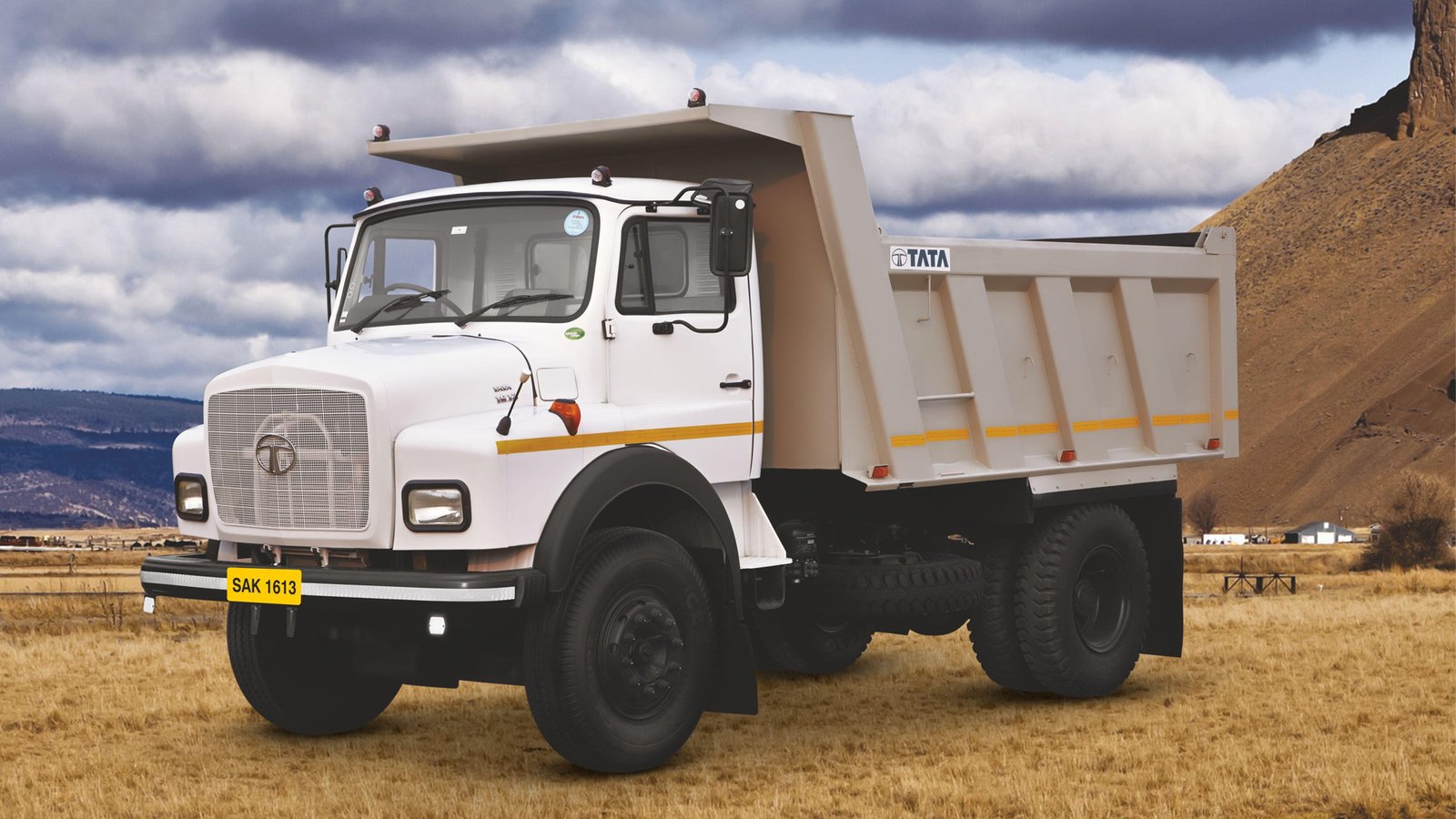 tata truck 1613 png